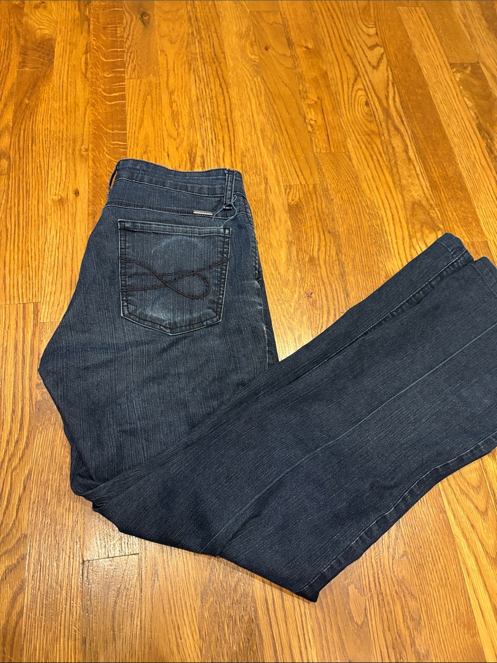 Beija-Flor Women's Dark Blue Flare Jeans - Classic Wide Leg - Picture 6 of 6